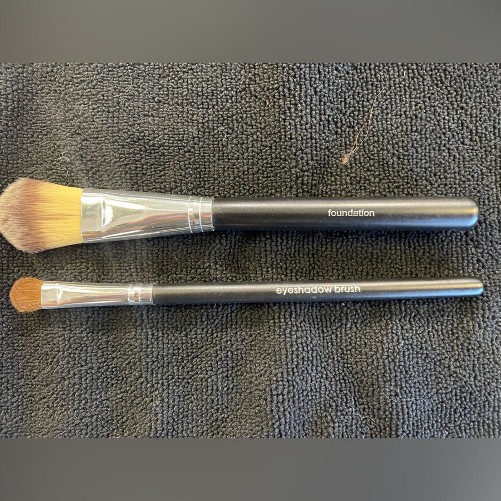 Makeup Brushes - Picture 2 of 10
